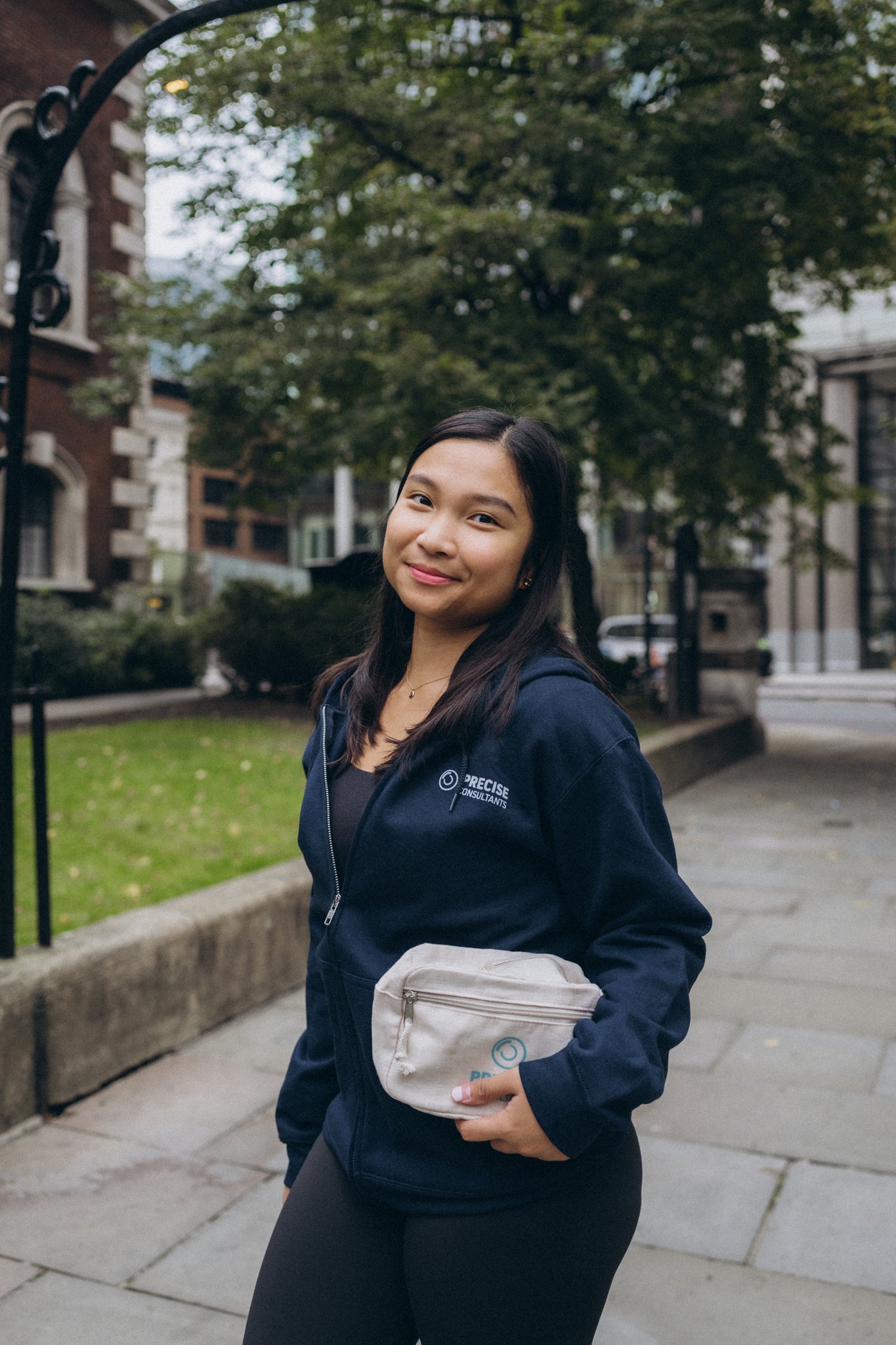 Singapore EXCLUSIVE: Wash Bag- Blue Logo