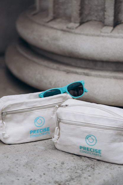 UK EXCLUSIVE: Wash Bag - Green Logo